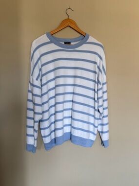Torrid Size 2 White & Light Blue Striped Cotton Blend Crew Neck Sweater